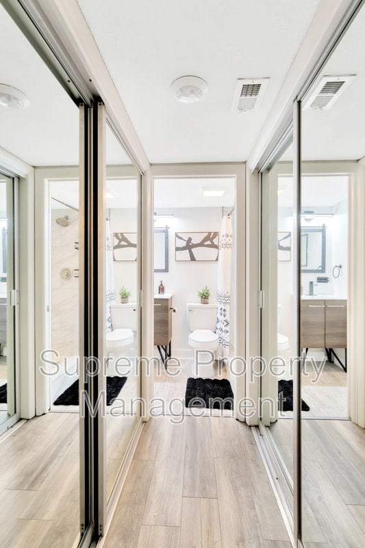 Building Photo - 1001 Pearce Dr