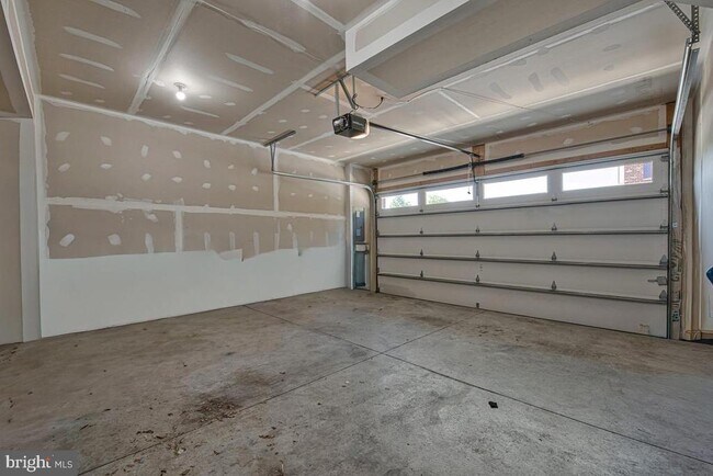 Building Photo - 4748 Towne Park Rd