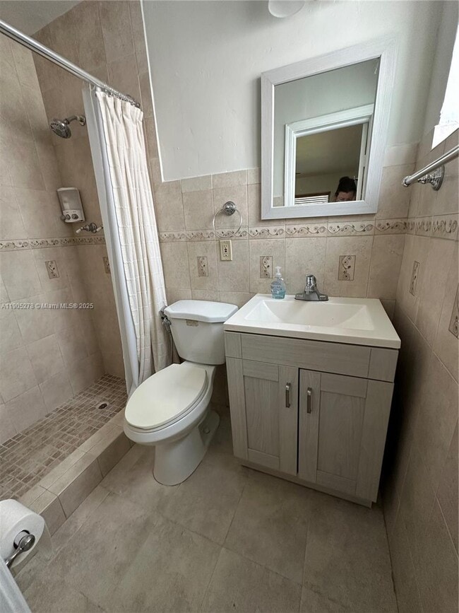 Building Photo - 1718 N 27th Ave