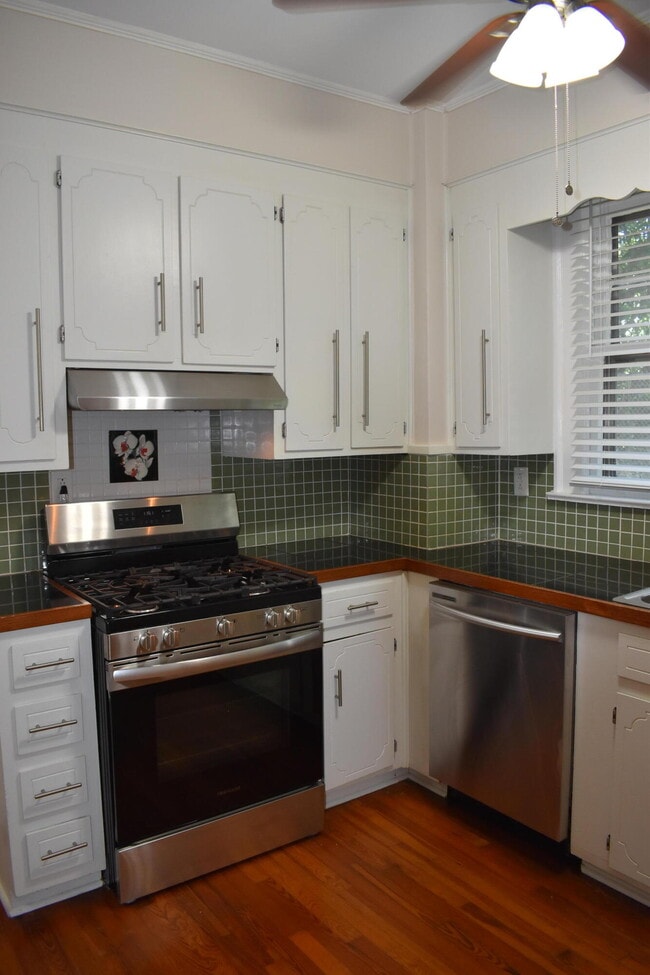 Building Photo - 326 Milledge Rd