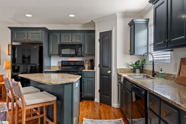 Building Photo - 7 Hamilton Ave