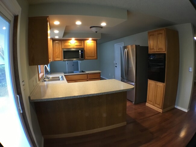 Building Photo - Updated 3 Bed/1.5 Bath Marysville Rambler ...