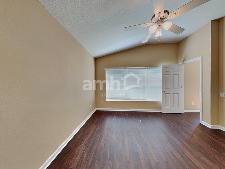 Building Photo - 2938 Santa Marcos Dr