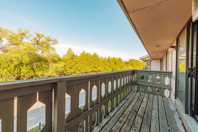 Floorplan - Parkway West Apartment Homes