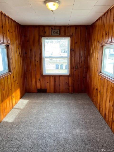 Building Photo - 4863 Niagara St