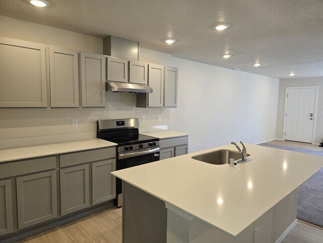 Building Photo - New 3 Bedroom, 2.5 Bath Townhome for Rent ...