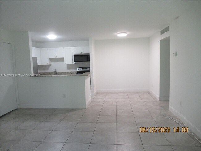 Building Photo - 9654 S Belfort Cir