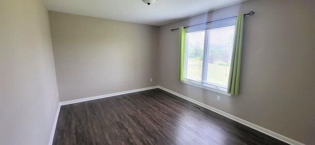 Building Photo - 249 Hamilton Meadows Ln