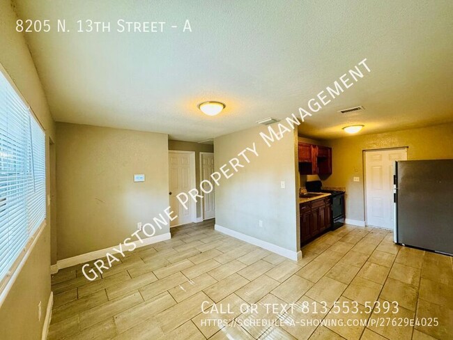 Building Photo - Budget-friendly 2-Bedroom Multifamily home...