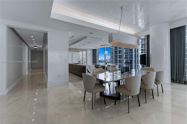 Building Photo - 17975 Collins Ave