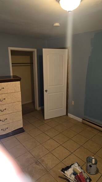 Building Photo - 840 Lancaster Ave