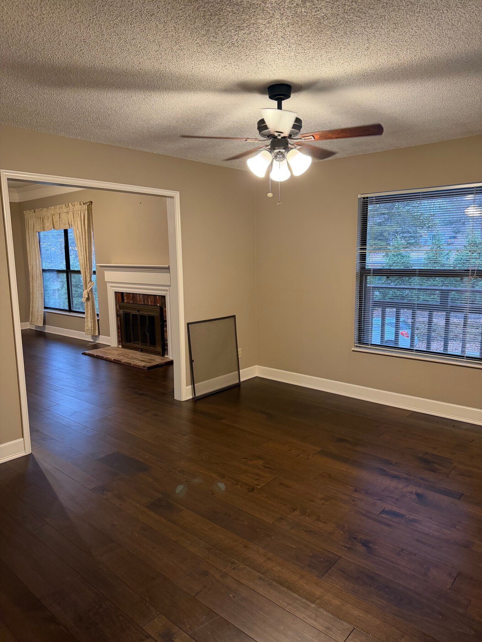 Building Photo - 698 Trailcrest Ct