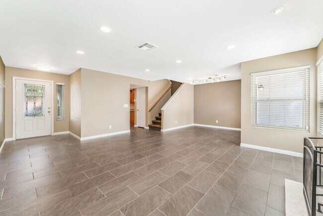 Building Photo - Modern Comfort Meets Timeless Style in a Beautifully Updated Las Vegas Home!