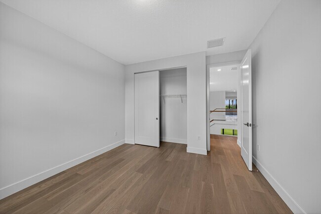 Building Photo - 9361 Sunflower Mdw Rd