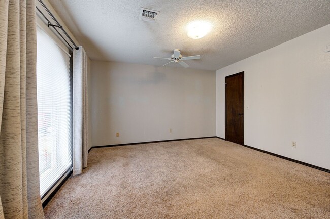 Building Photo - Welcome to your new home!