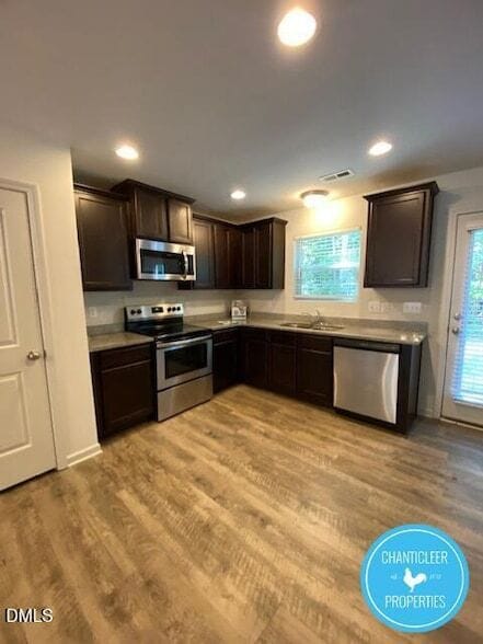 Building Photo - 3287 Ivy Wood Ln