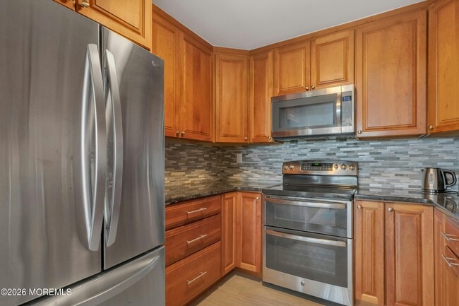 Building Photo - 1 Scenic Dr