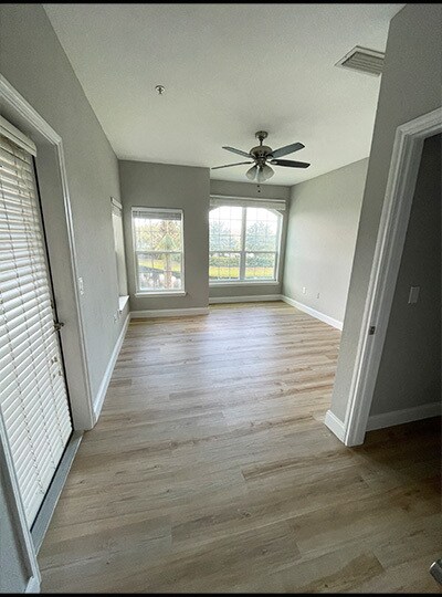 Building Photo - 120 Old Town Pky