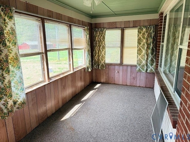 Building Photo - 19410 Oakwood Ln