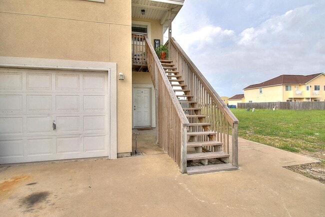 Building Photo - 13986 Fortuna Bay Dr