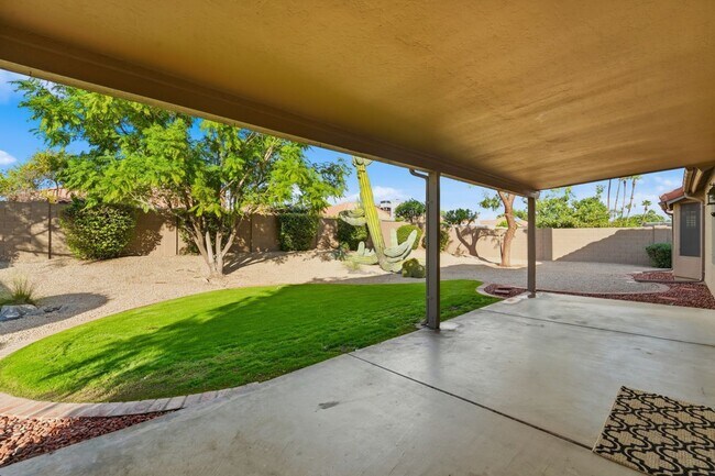 Building Photo - Beautiful 3 Bed/ 2.5 Bath Scottsdale Home I Near Kierland - Prime Location