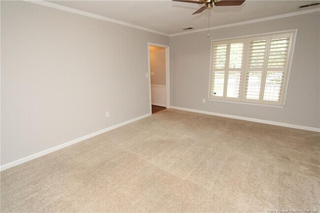 Building Photo - 100 Fawn Ct
