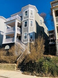 Building Photo - 95 Draper St