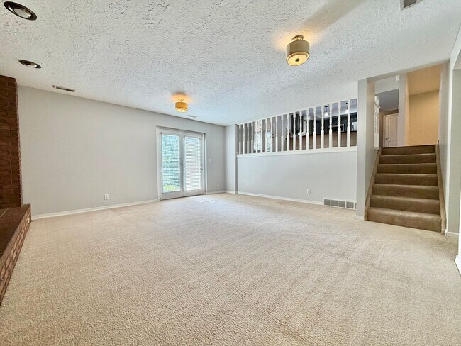 Building Photo - 3230 N 2400 E