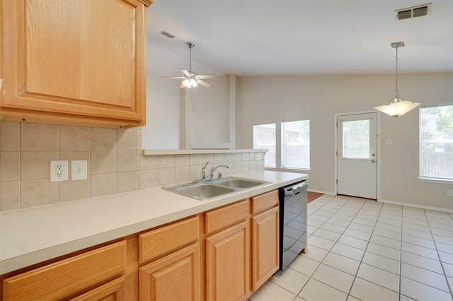 Building Photo - 1405 Cedar Springs Dr