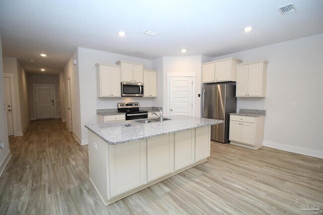Building Photo - 4117 Heart Pine Ln