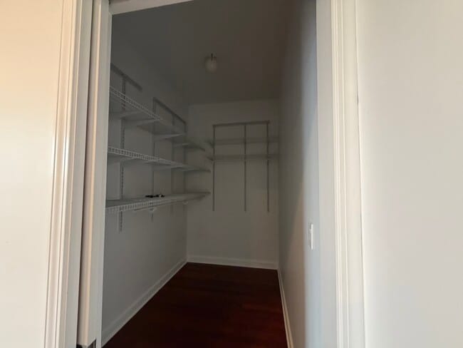 Building Photo - 1730 N Western Ave