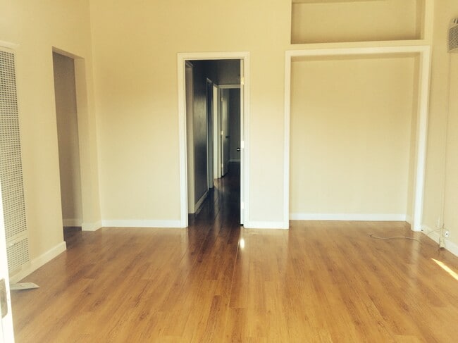Living Room - 3006 Van Buren Pl