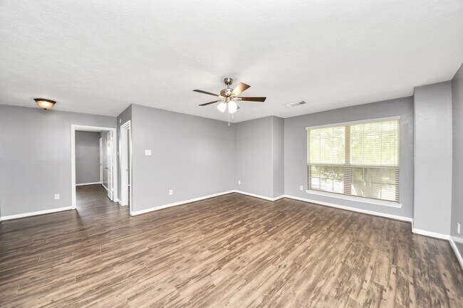 Building Photo - 19215 Terra Forest Ct