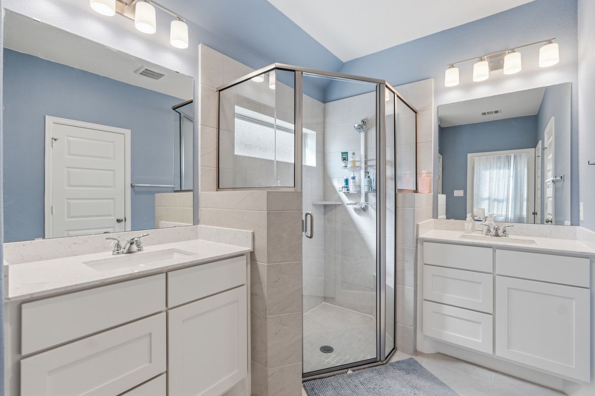 Building Photo - 29427 Mesquite Oaks Dr