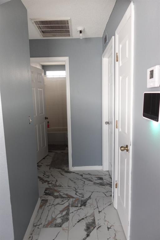 Building Photo - 6039 White Sails Dr