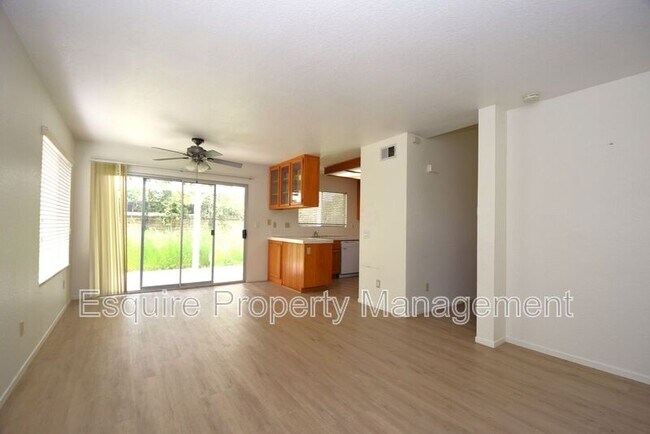 Building Photo - 5148 Via Calderon