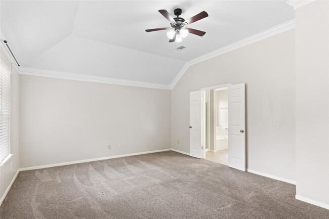Building Photo - 11410 Meadowchase Dr