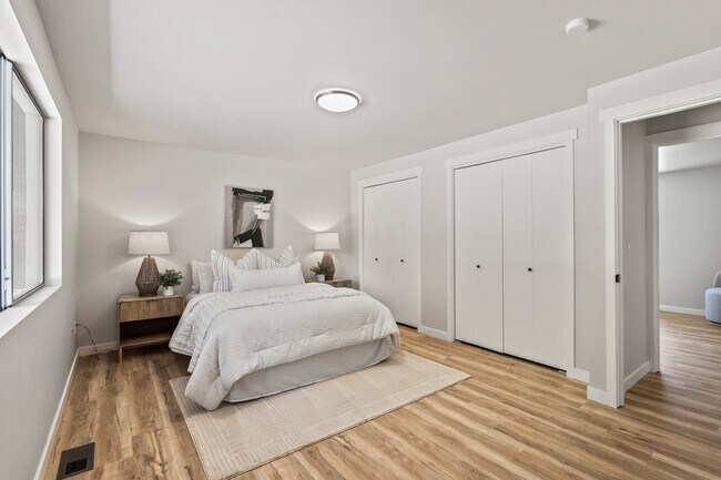 Building Photo - 13726 SE 24th St