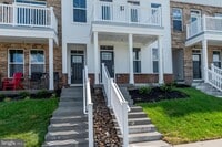 Building Photo - 713 Platinum Dr