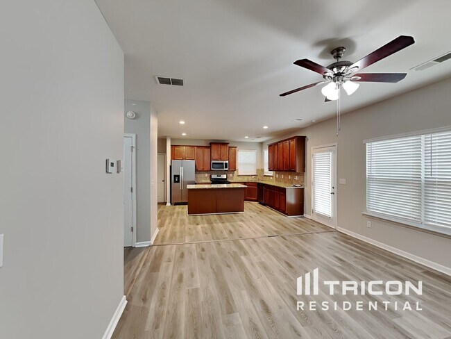 Building Photo - 4110 Tarnwood Pl