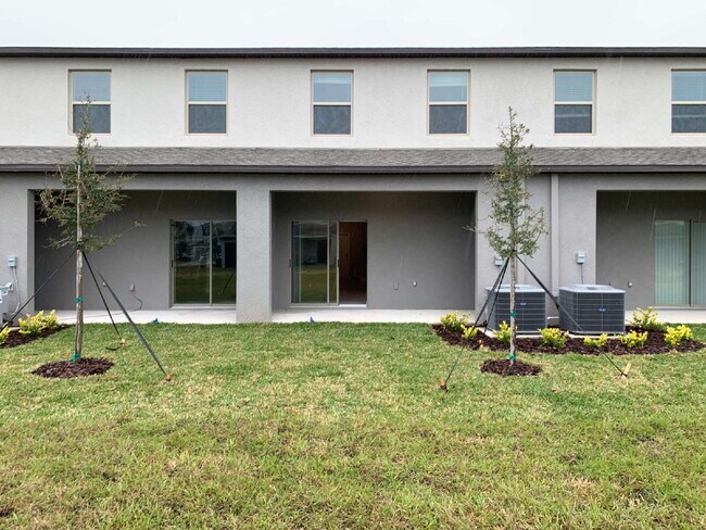 Building Photo - 9625 Pembrooke Pines Dr