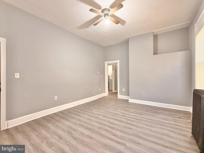 Building Photo - 840 Cumberland St