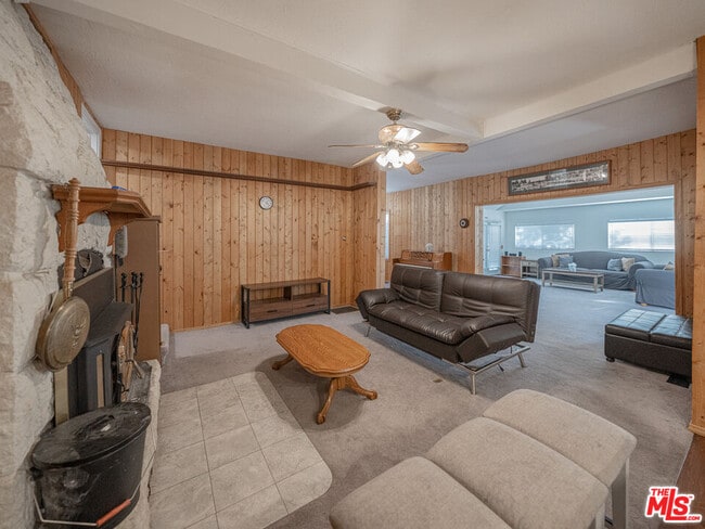 Building Photo - 233 Corona Cir