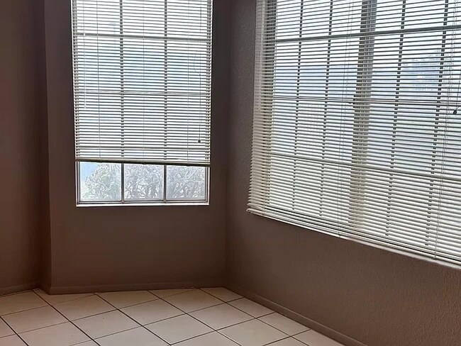 Building Photo - 2910 W Marconi Ave