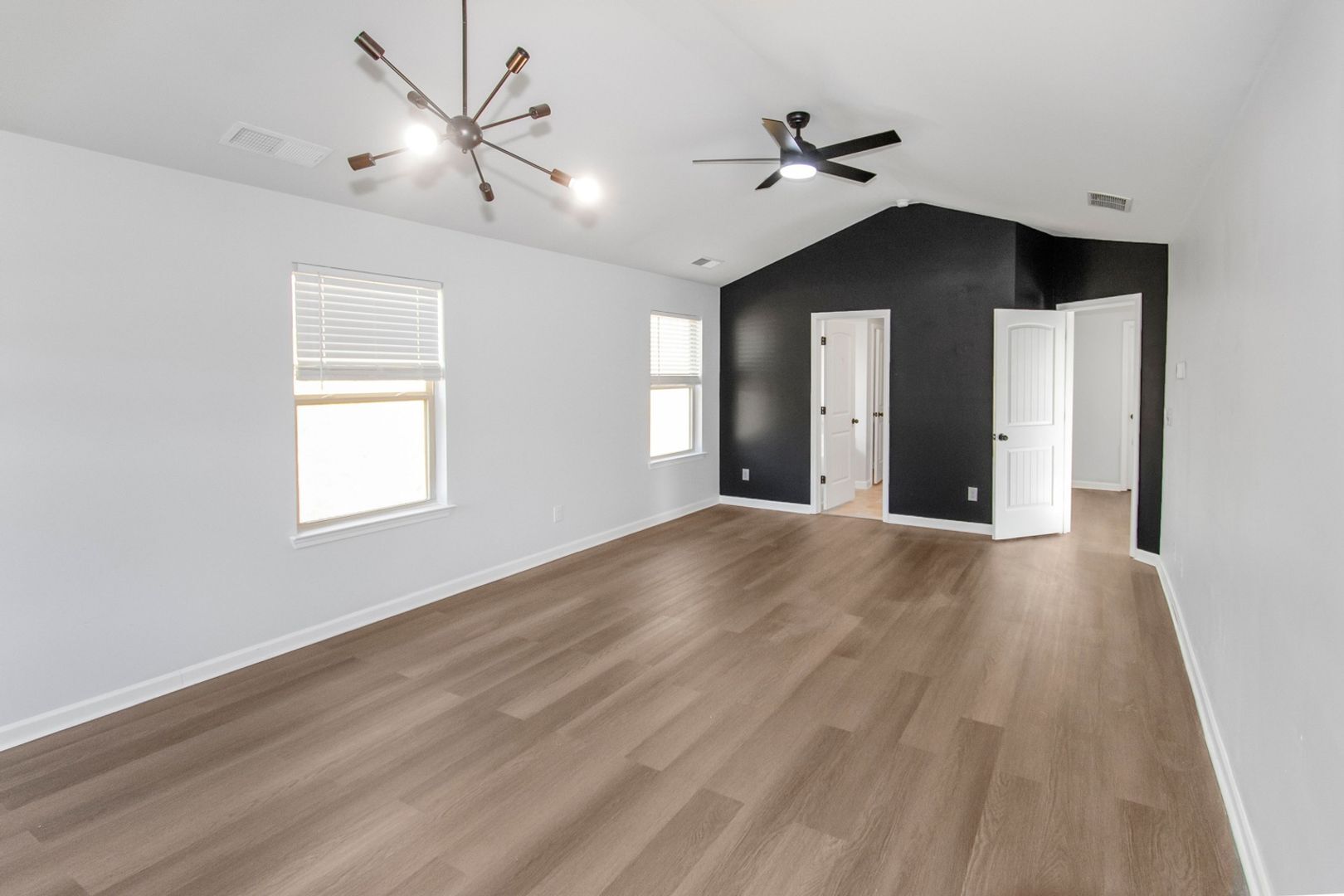 Building Photo - 130 Enon Mill Ln