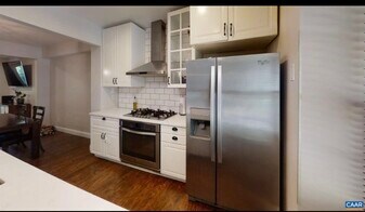 Building Photo - 426 Wynridge Dr