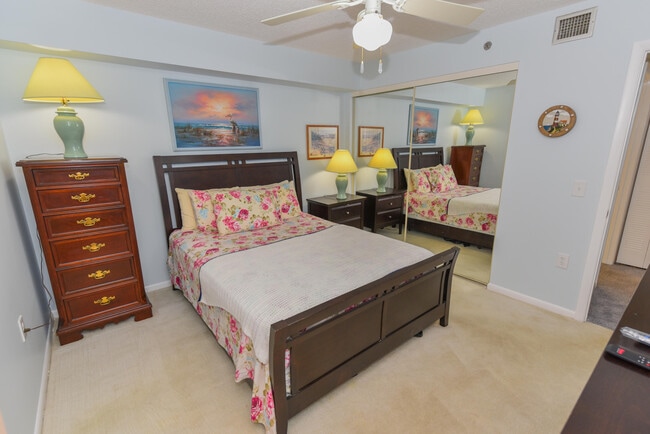 Building Photo - 601 S Seas Dr