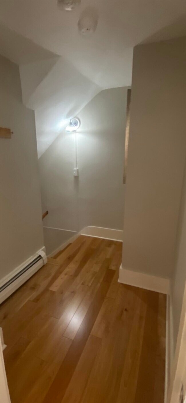 Building Photo - 36 Western Ave