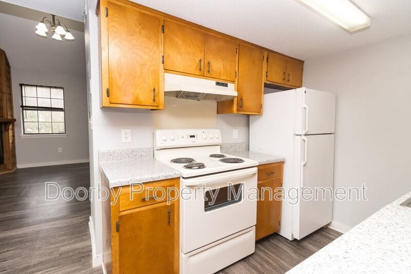 Building Photo - 3612 Glendon Dr