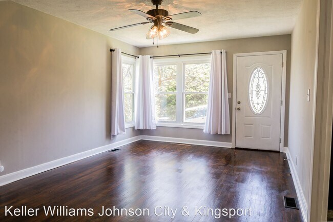 Building Photo - 2 br, 1 bath House - 617 Range St